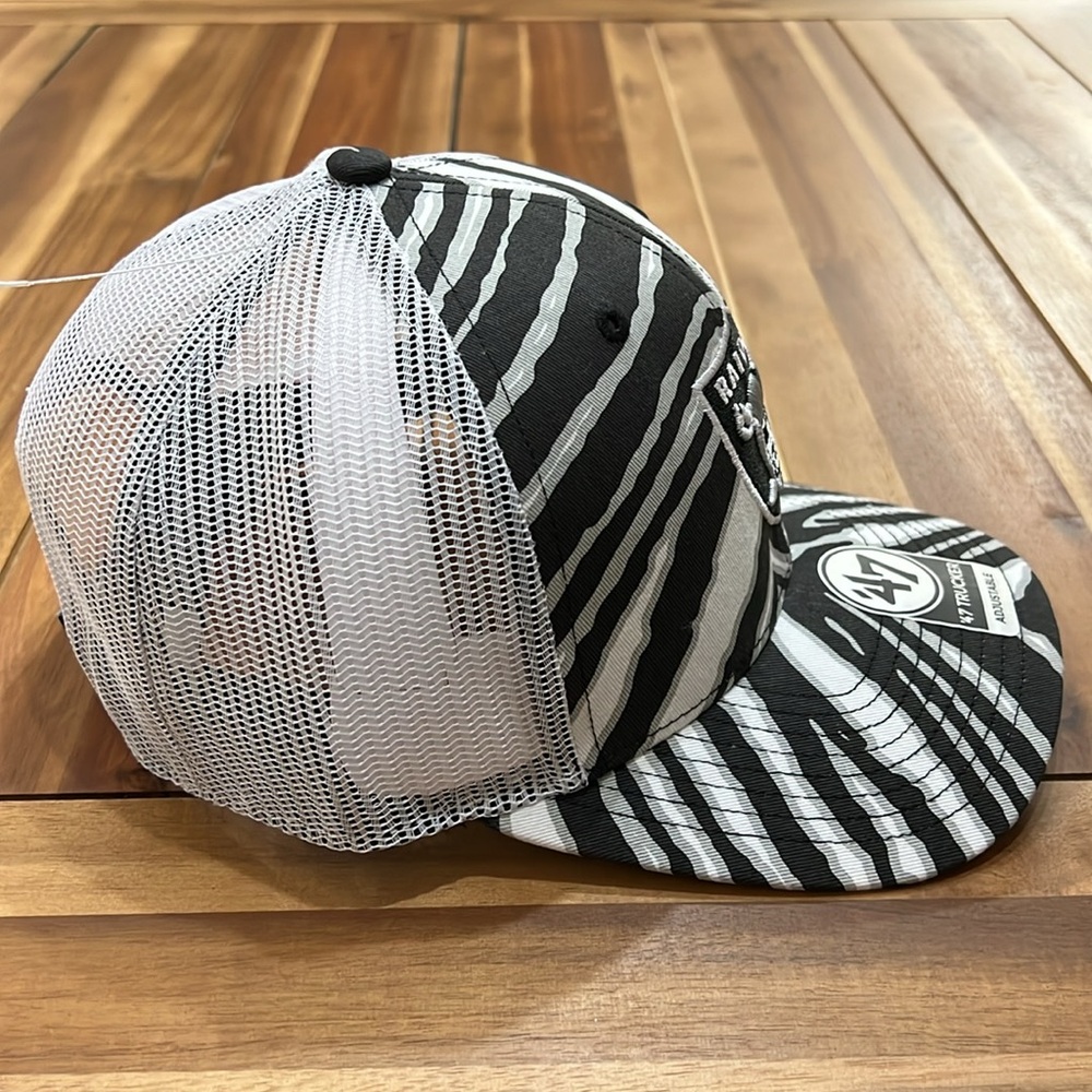 Raiders SnapBack hat - Picture 3 of 5